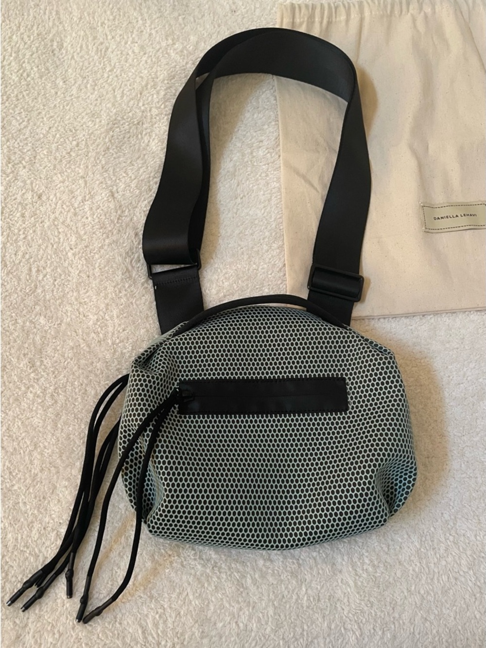 The Daniella Lehavi Bonnie Crossbody bag mint green & black w/dust bag - Picture 9 of 12